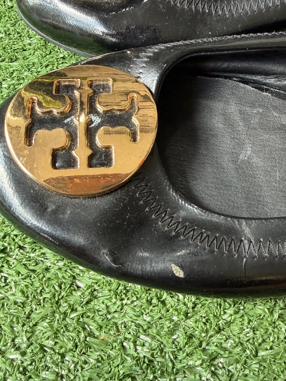 Tory Burch Black Patent Leather Women’s Ballet Flats